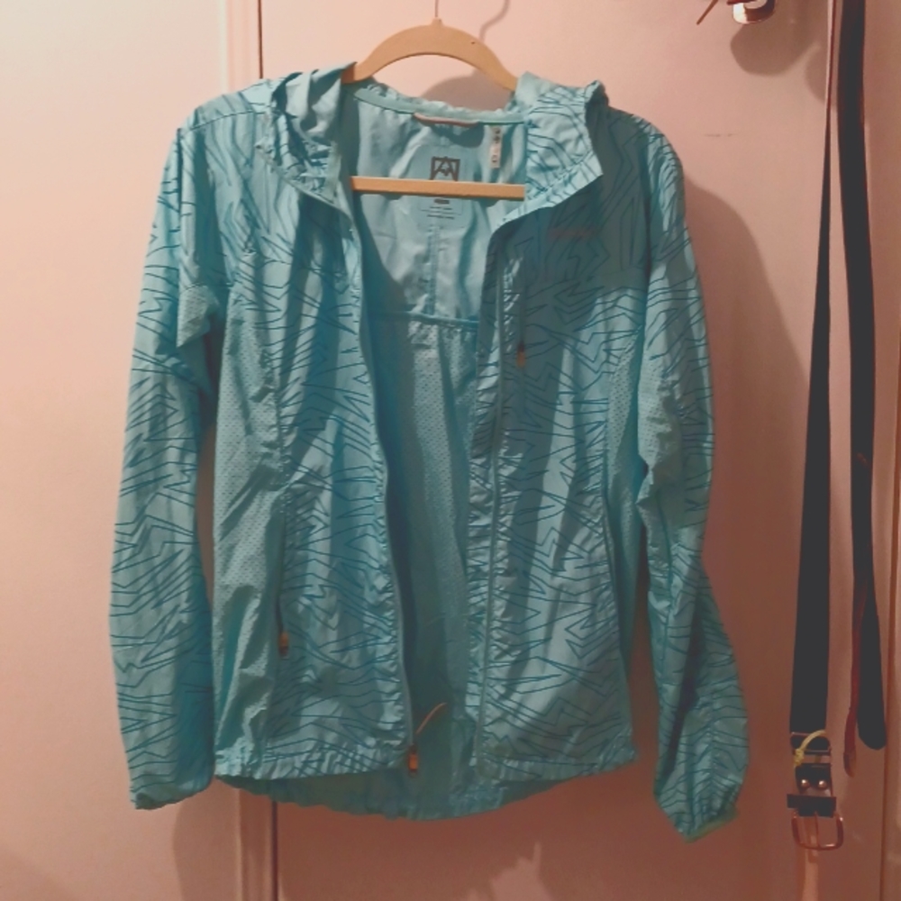 Woman's Light Windbreaker/ Rainjacket